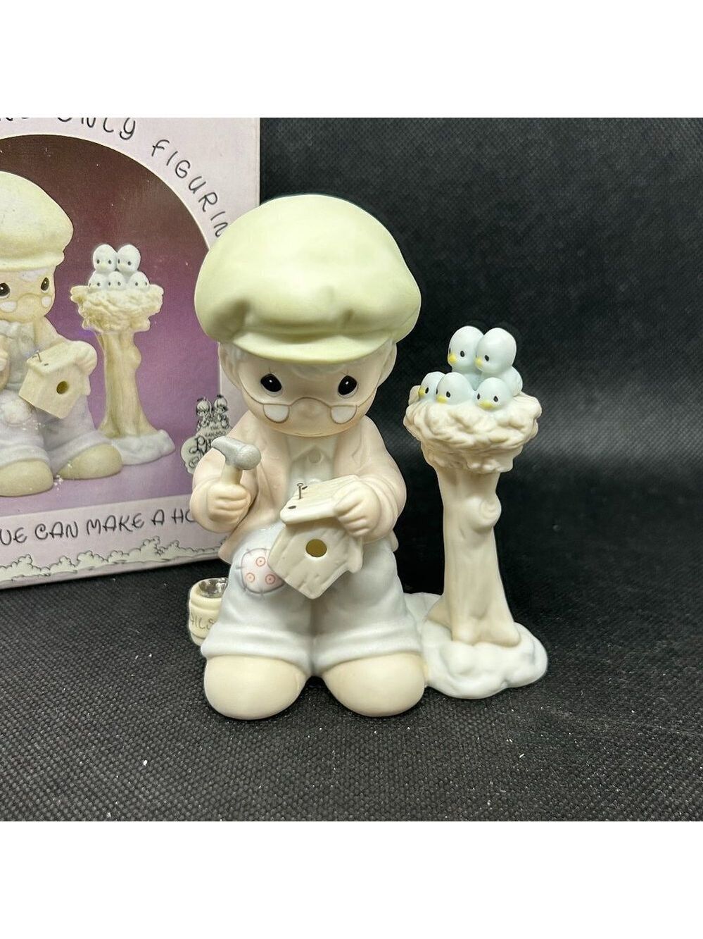 Precious Moments “Only Love Can Make a Home” 1992 Members Only figurine